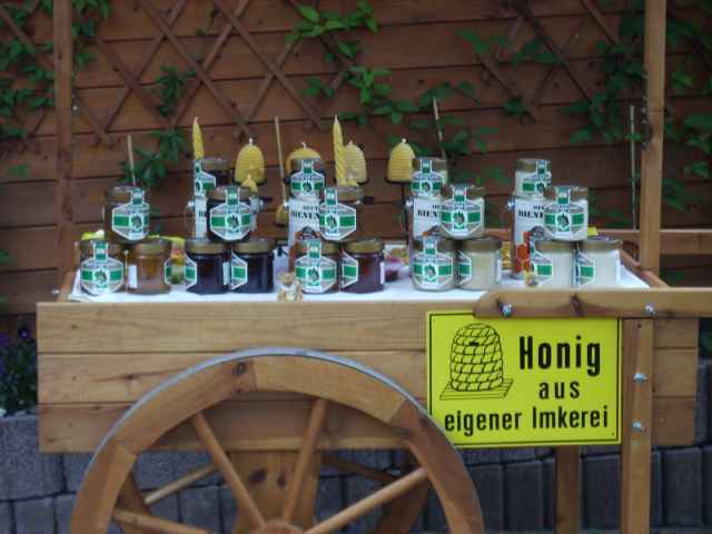 Produkte aus dem Bienenvolk